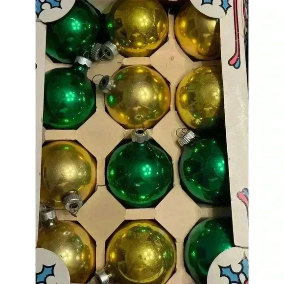 Vintage Holly Glass Christmas Ornaments Set of 24 Multicolor Holiday Decor - Picture 3 of 7